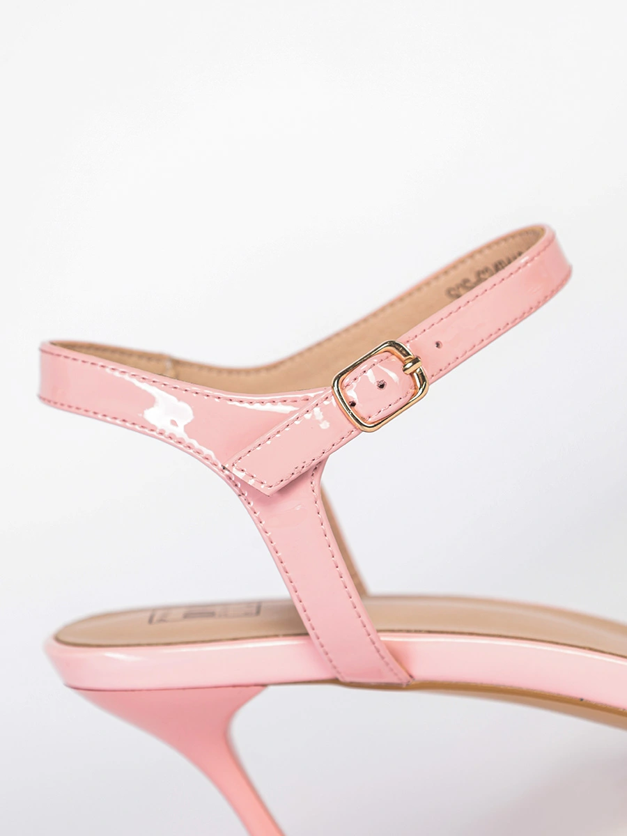 Босоножки лакированные розового цвета на высоком каблуке
